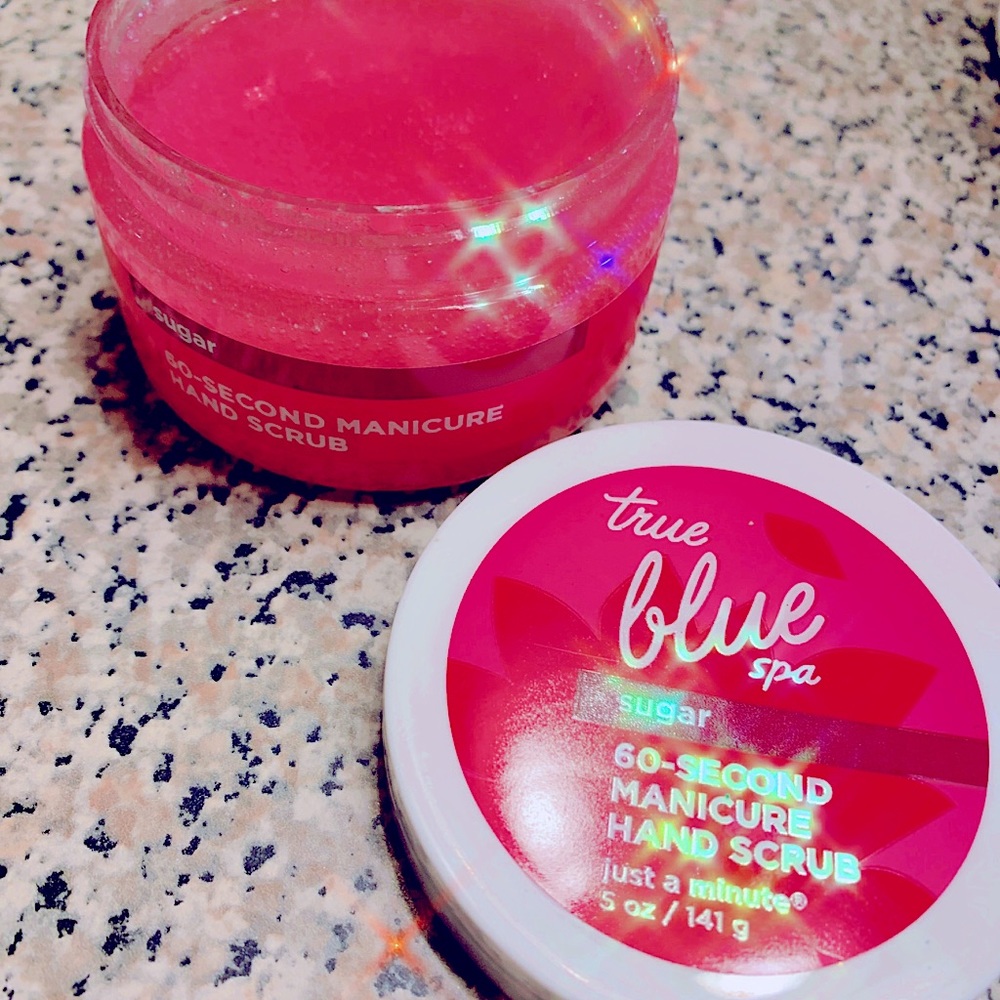 True Blue Spa - 60 Second Manicure Hand Scrub